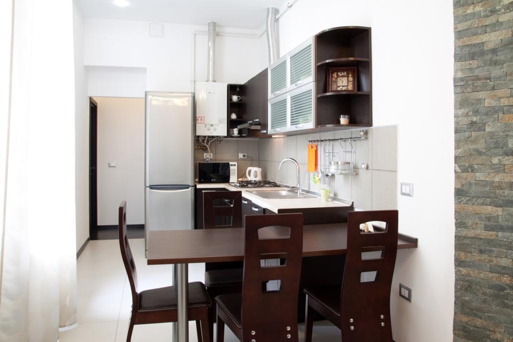Your Comfortable Stay In Apartment Next To Opera House Lviv Bagian luar foto